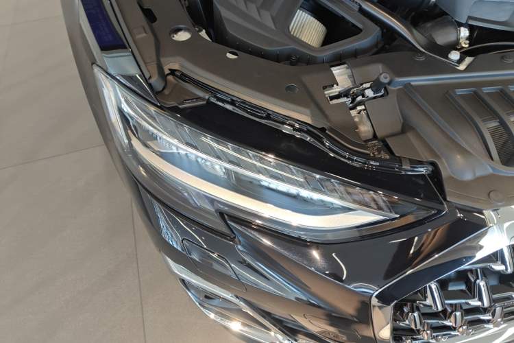 Used Audi A8 2024 A8L 50 TFSI quattro Prestige Edition Right Front Headlight