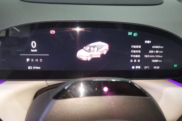 Used Zeekr 007GT 2025 Long-Range Rear-Wheel Drive Intelligent Driving Version 100 kWh Instrument Cluster