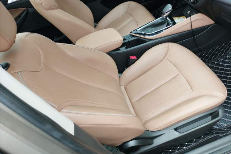 Used Buick GL6 2021 323T Mild Hybrid Connect Luxury Model
