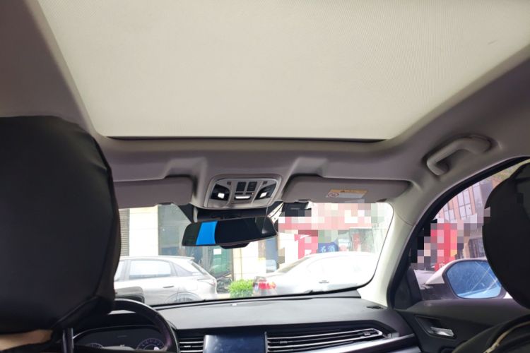 Used Haval H6 2017 Red Label 2.0T Automatic Two-Wheel Drive ZhiShang Model Headliner