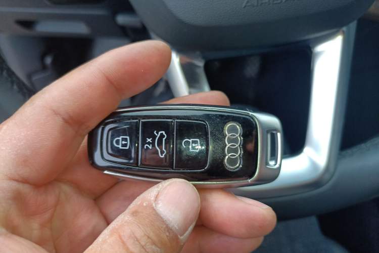 Used Audi Q7 2022 55 TFSI quattro S line Ice and Snow Sports Edition Interior 1