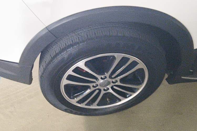 Used Haval H1 2016 Revised Version Blue Badge 1.5L Manual Comfort Edition
