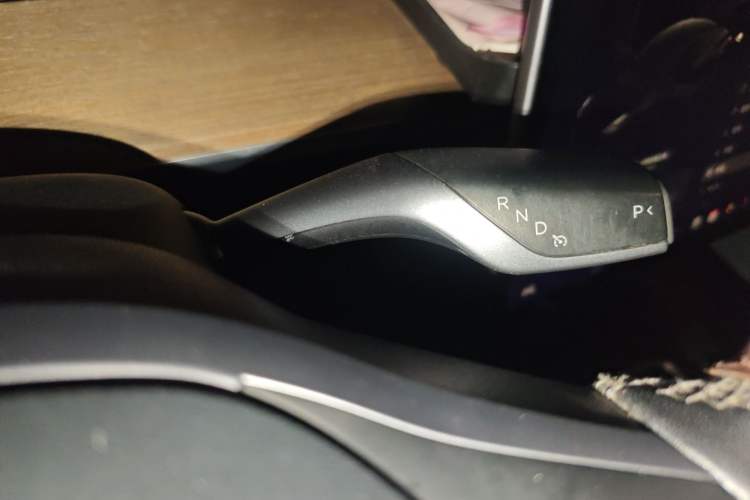 Used Tesla Model Y 2021 Standard Range Rear-Wheel Drive Version Gear Lever