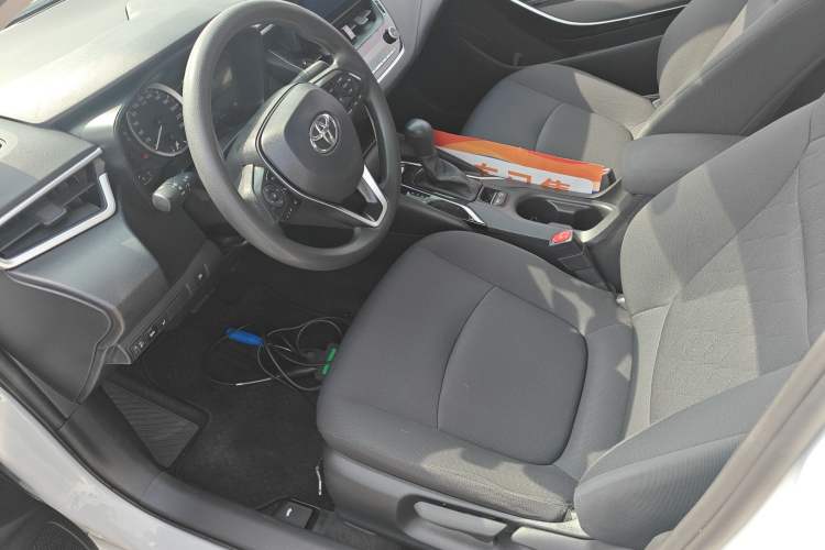 Used Toyota Corolla 2022 Dual-Motor 1.8L E-CVT Pioneer Edition Left Front Seat