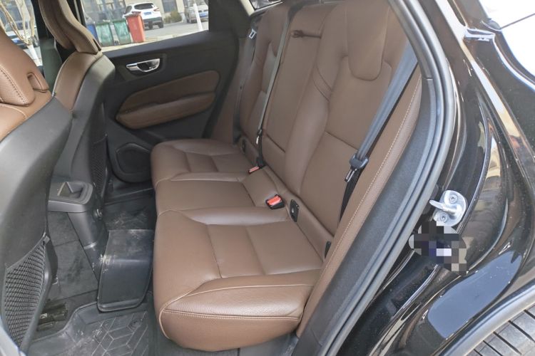 Used Volvo XC60 New Energy 2024 T8 Plug-in Hybrid Long-Range All-Wheel Drive Smart Luxury Edition
