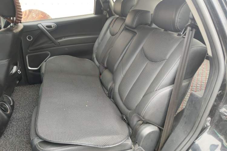 Used Luxgen Great 7 SUV 2013 Limited-Edition Sharp Edition 2.2T All-Wheel-Drive Prestige Model