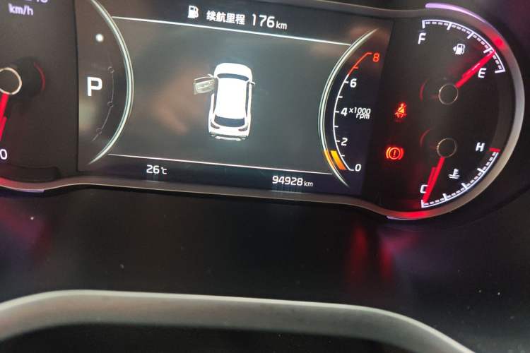 Used Kia Sportage R 2018 2.0L Automatic Smart Luxury Version China V Standard Odometer Close Up