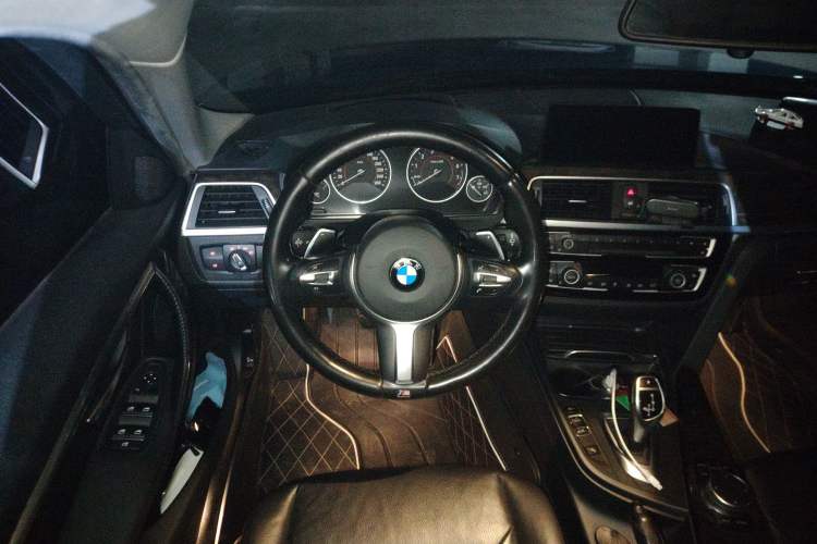 Used BMW 3 Series 2017 330Li M Sport Edition Steering Wheel