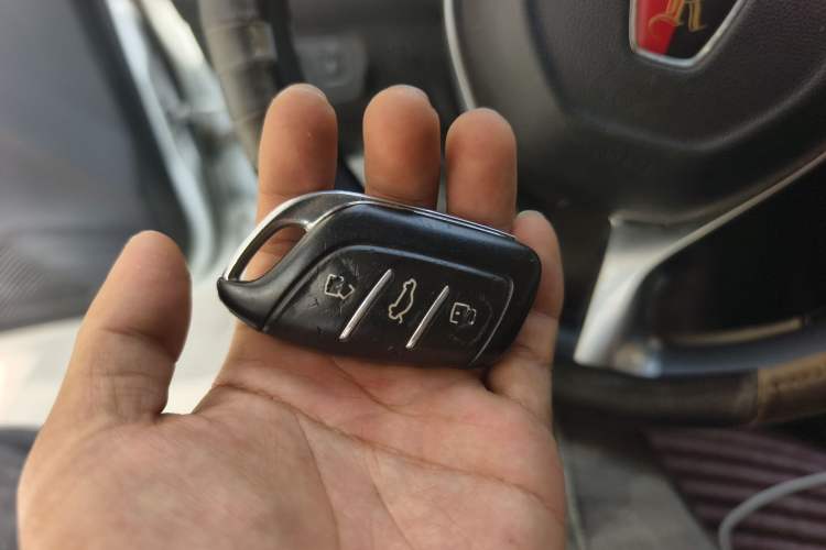 Used Roewe i5 2020 1.5L Manual 4G Connect Luxury Edition