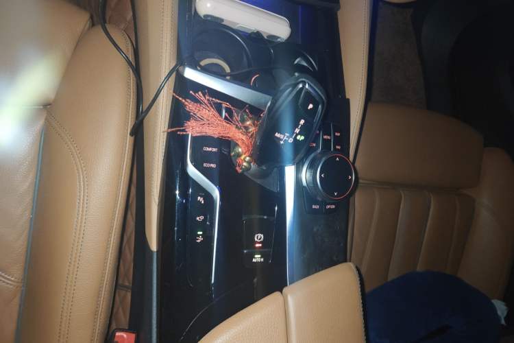 Used BMW 6 Series GT 2021 630i M Sport Package Gear Lever