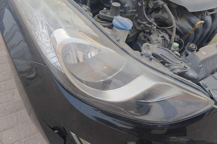 Used Hyundai Elantra (5th Generation / Langdong) 2012 1.6L Automatic Fashion Edition