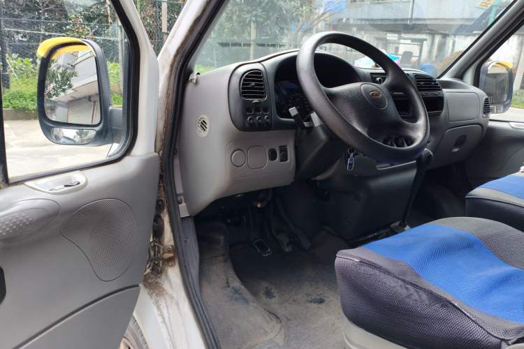 Used Ford Classic Transit 2015 2.8T Diesel Multi-Function Vehicle Short Wheelbase 6-Seater Mid-Roof Edition JX493ZLQ4
