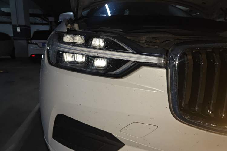 Used Volvo XC60 2019 T5 4x4 Smart Edition China VI Standard