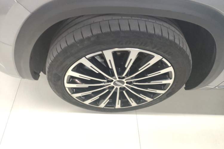 Used Geely Auto Monjaro L 2025 Dongfang Yao 2.0TD Automatic All-Wheel-Drive Wangyue Edition