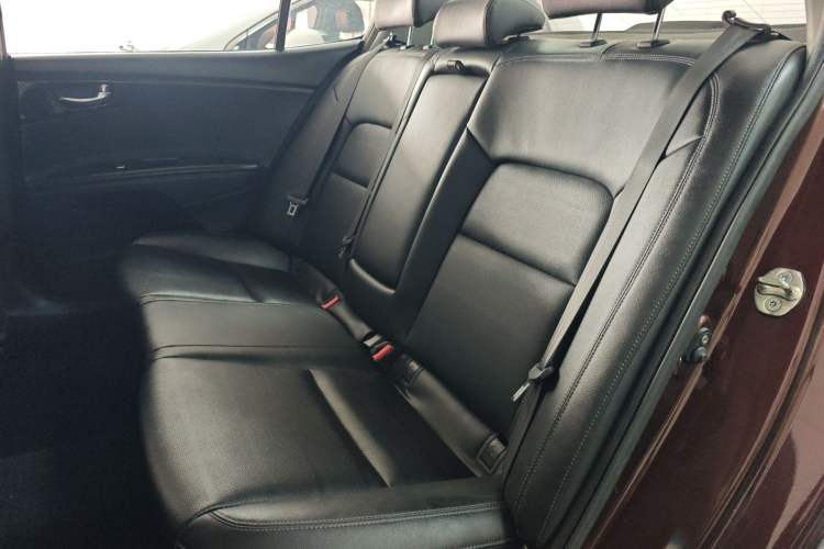 Used Kia K4 2014 1.8L Automatic DLX
