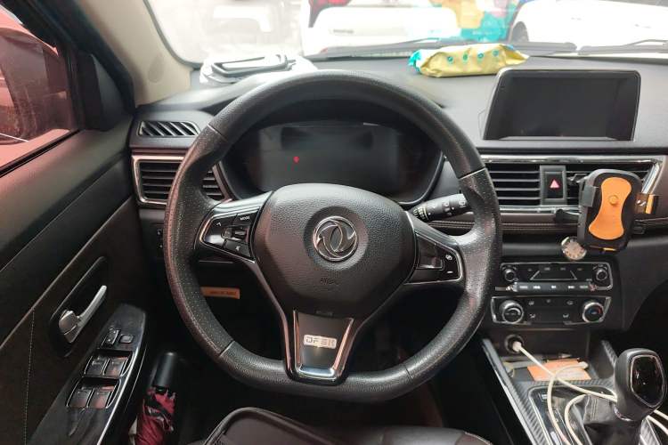 Used Dongfeng Fengon 370 2017 1.5L CVT Fashion Edition 7-Seater