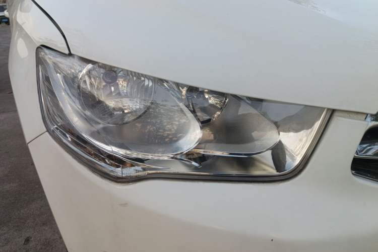 Used Citroen Elysee 2014 1.6L Manual Fashion Edition
