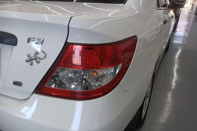 Used BYD F3 2012 Energy-Saving Model 1.5L Manual Comfort Version