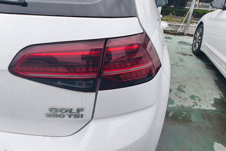 Used Volkswagen Golf 2019 280TSI DSG Luxury Version China VI Standard