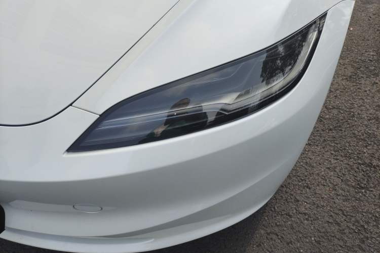 Used Tesla Model 3 2023 Rear-Wheel-Drive Version
