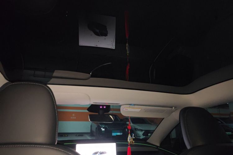 Used Tesla Model Y 2025 Rear-Wheel-Drive Version
