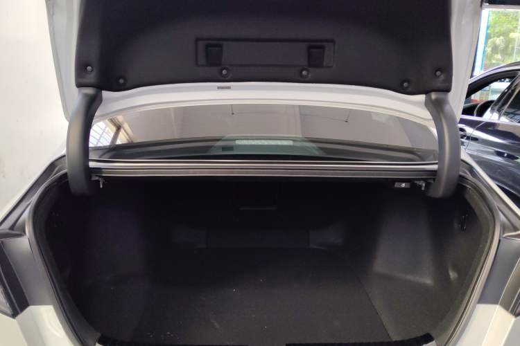 Used Honda Accord 2025 Sport Series 260TURBO Luxury Edition Trunk