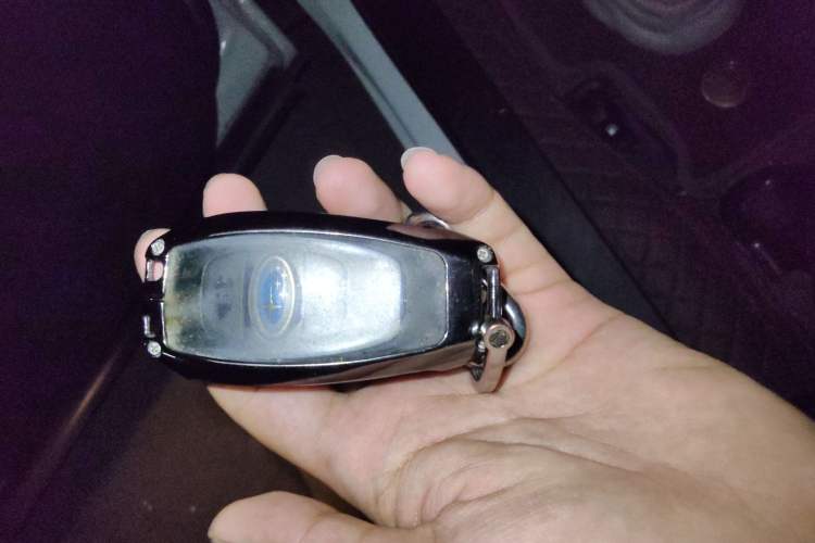 Used Subaru Forester 2016 2.5i Prestige Navigation Edition Vehicle Key