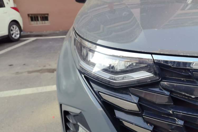 Used Hyundai Custo 2021 270TGDi Prestige LUX Right Front Headlight