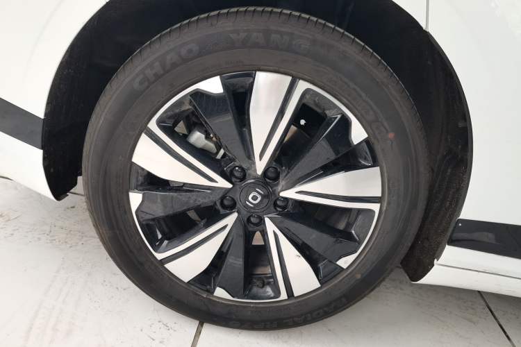 Used CHANGAN NEVO A07 2025 Blue Whale Range-Extending Model 140 Elite Version Right Rear Wheel Hub
