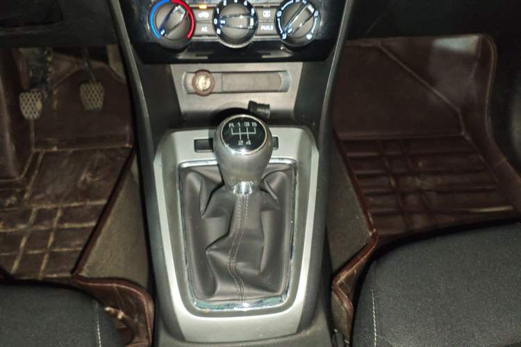 Used Roewe RX3 2020 1.6L Manual - Ultra-Fresh Entry Version
