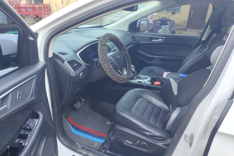 Used Ford Edge 2018 EcoBoost 245 Two-Wheel-Drive Platinum Edition 7-Seater China VI Standard