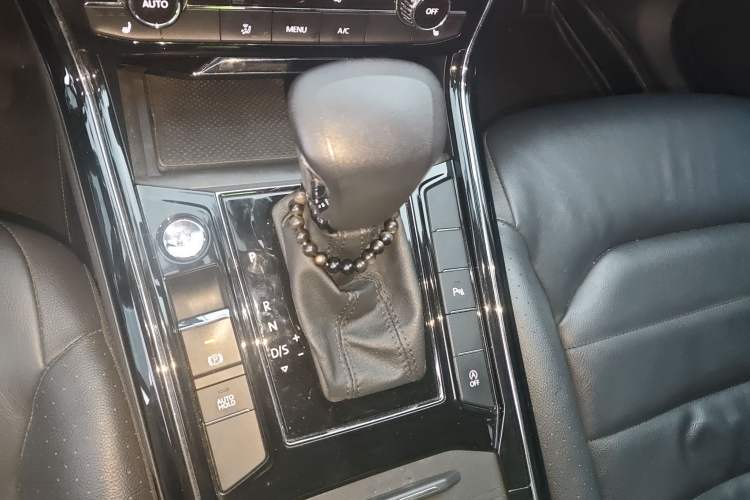 Used Volkswagen Phideon 2018 Revised Version 380TSI Two-Wheel Drive Business Edition