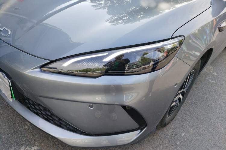 Used BYD Seal 05 DM-i 2025 DM-i Intelligent Drive 120KM Flagship Model Left Front Headlight