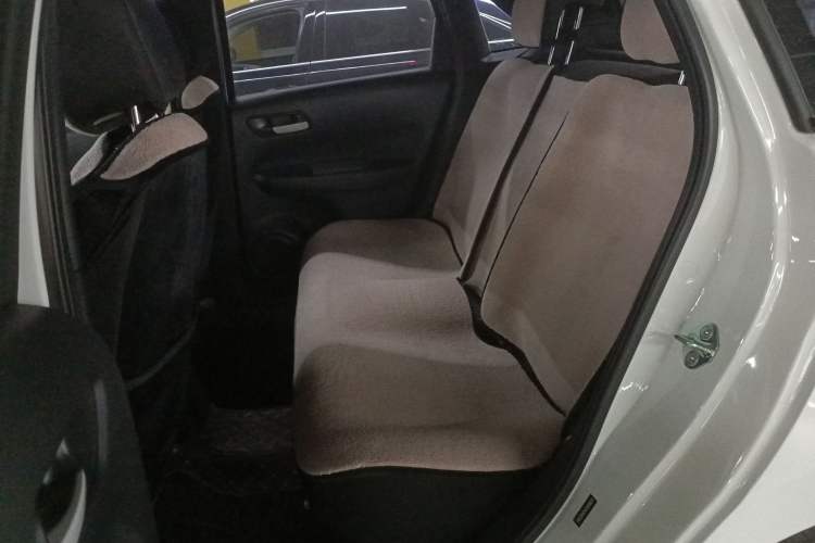 Used Honda Fit 2022 1.5L CVT Trendy Sunroof Edition Interior 4