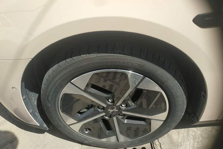 Used XPeng MONA M03 2024 620 with Ultra-Long Range
