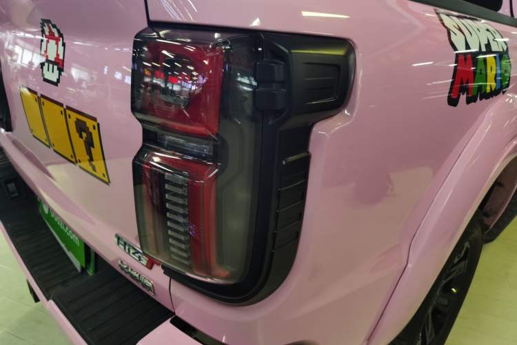 Used Great Wall Shanhai Poer Hi4-T 2025 Hi4-T Global Edition Right Rear Taillight