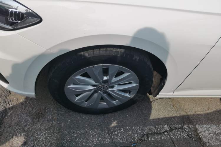 Used Volkswagen Lavida 2018 Hatchback 200TSI DSG Comfort Edition China V Standard Left Front Wheel Hub