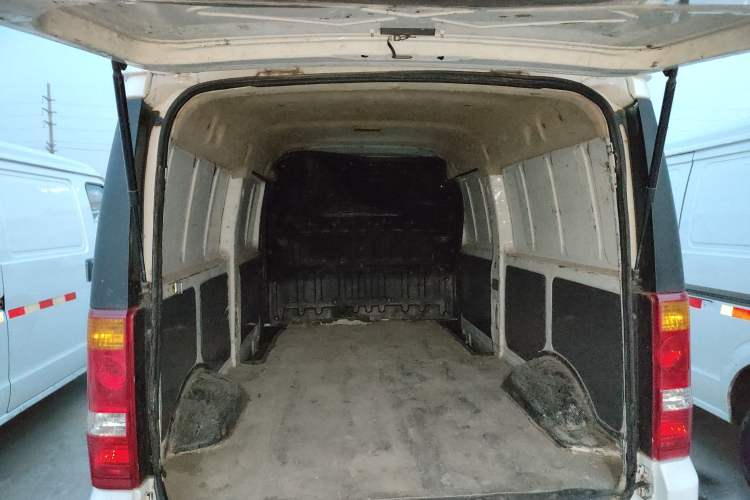 Used Ruichi EC35 2021 EC35 III Long-Range Version 41.86 kWh
