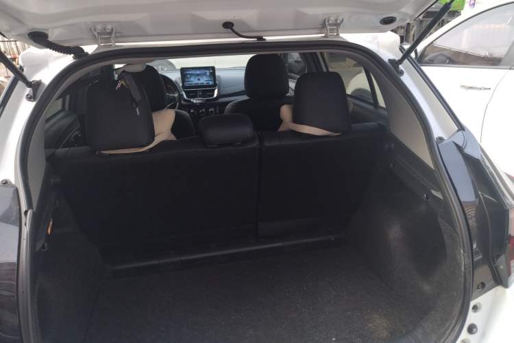 Used Toyota YARiS L Zhi Xuan 2022 X-Trail 1.5L CVT Leading PLUS Edition
