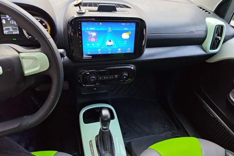 Used Roewe Clever 2021 302km Excellence Edition Audio And AC Panel