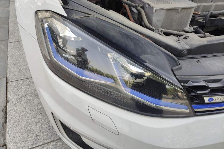 Used Volkswagen Golf Pure Electric 2020 Chari Right Front Headlight