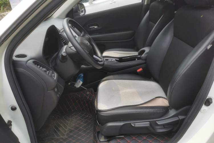 Used Honda Vezel 2019 1.5L CVT Pioneer Edition China VI Left Front Seat