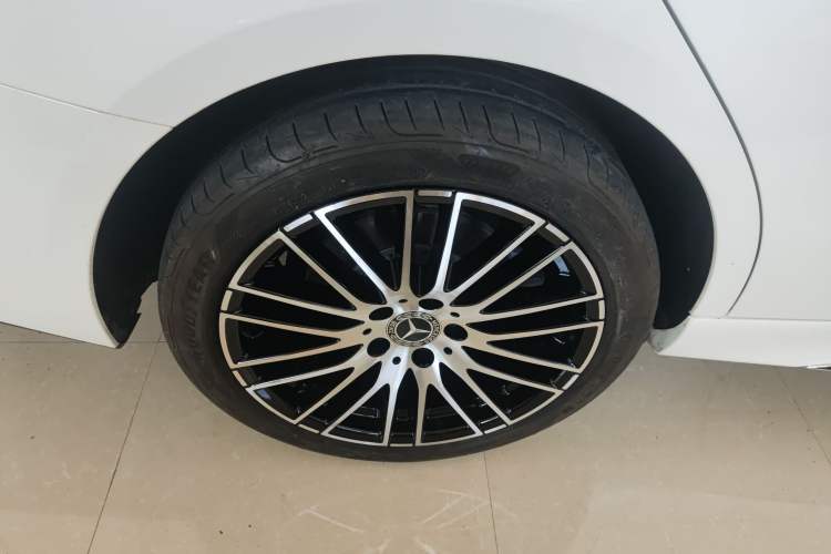 Used Mercedes-Benz C-Class 2023 Restyled C 260 L Sport Edition
