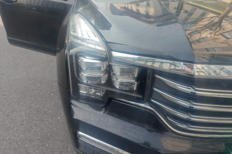 Used GAC Trumpchi GS8 2017 320T Two-Wheel Drive Luxury Smart Connectivity Version (7 Seats)
