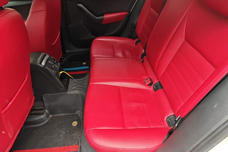 Used Skoda Octavia 2017 1.6L Manual Front-Wheel-Drive Version