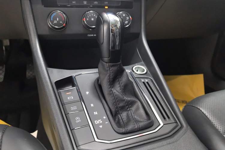 Used Volkswagen Lavida 2018 1.5L Automatic Comfort Edition China V Standard
