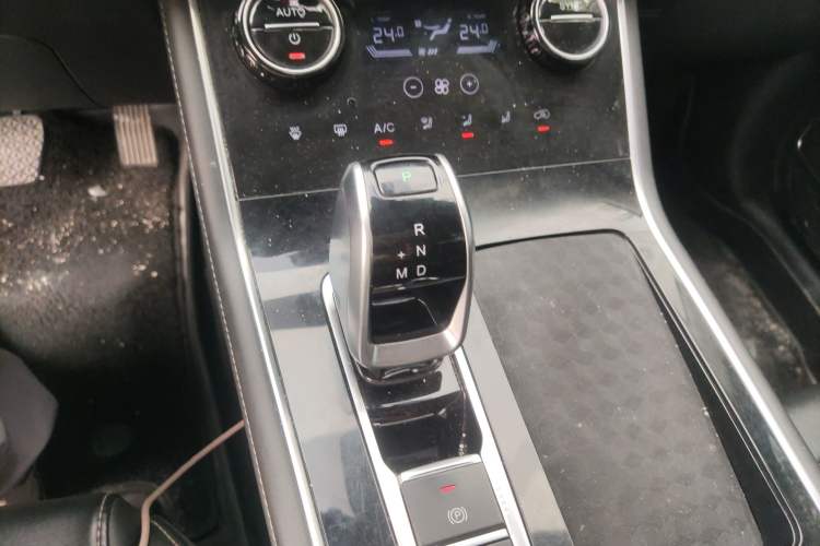 Used Chery Tiggo 8 2020 290TGDI Automatic Elite Edition Gear Lever