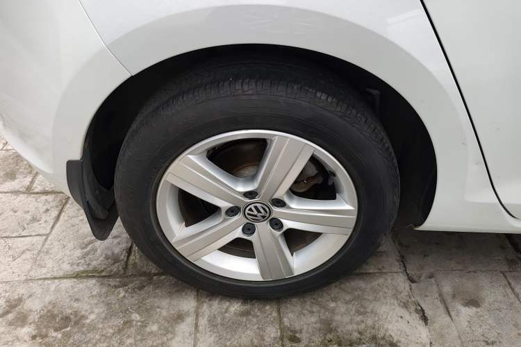 Used Volkswagen Golf 2017 1.6L Automatic Comfort Million-Vehicle Anniversary Edition