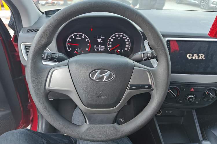 Used Hyundai Verna (new generation) 2016 1.4L Manual Cool Edition GLS