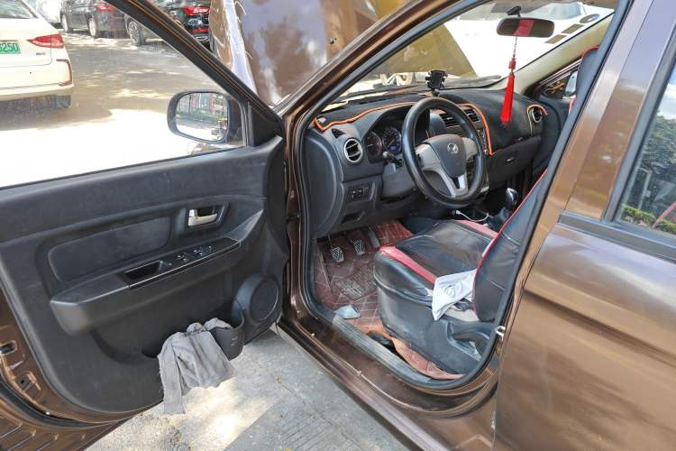 Used HYOSOW H2 2016 H2E 1.5L Fashion Model BJ415B
